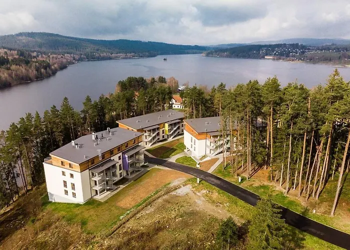 Lipnoport Lakeside Apartment